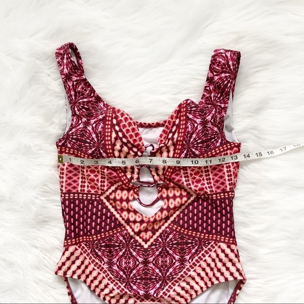 KENNETH COLE One Piece Swimsuit! - Picture 4 of 7
